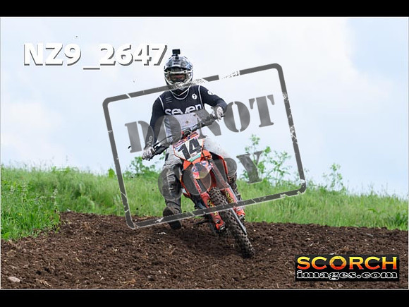 Experts-093