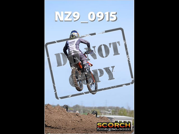 Experts-088