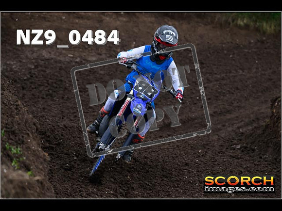 Experts-040