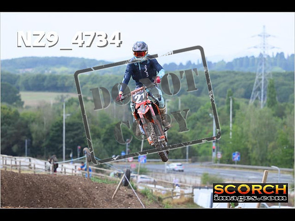 Experts-116