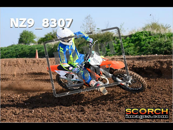 Thur10Apr-097