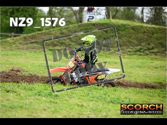 85's-020