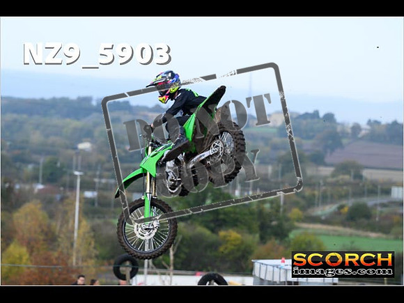 Experts-070