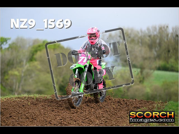 85's-013
