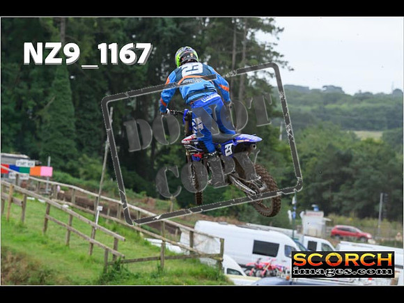 Experts-105