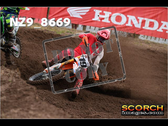MX1-042