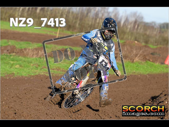 Experts-067