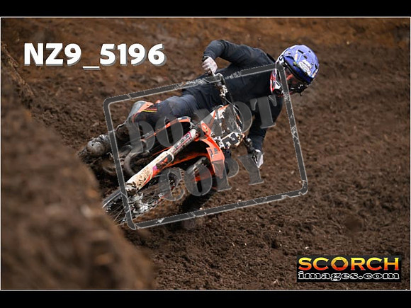 Experts-060