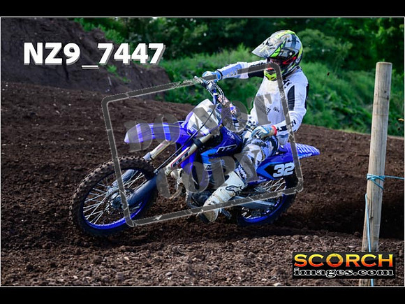 Experts-092