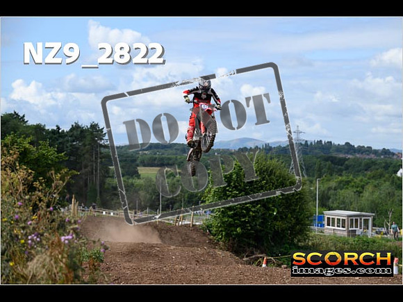 Experts-041