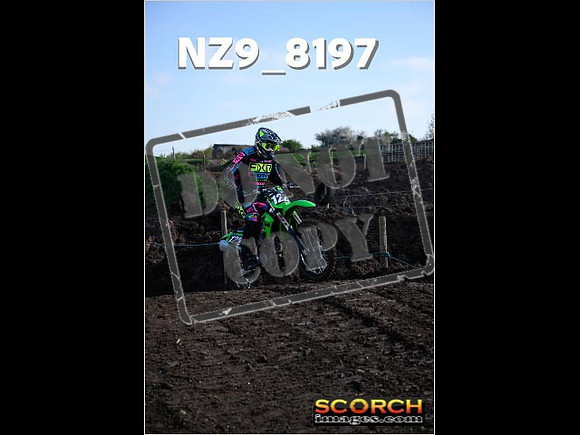 Thur10Apr-003