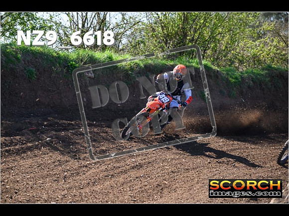 Experts-108