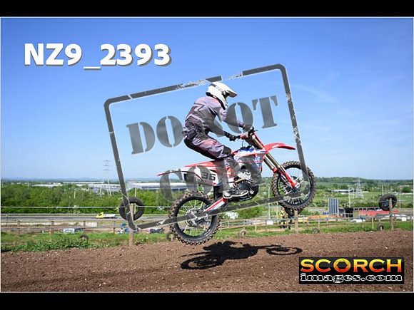 Fri09May-022