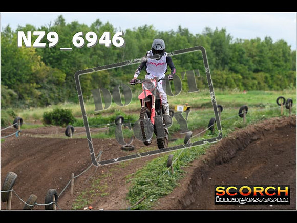 Experts-072