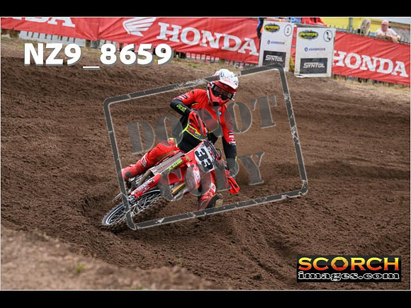 MX1-033