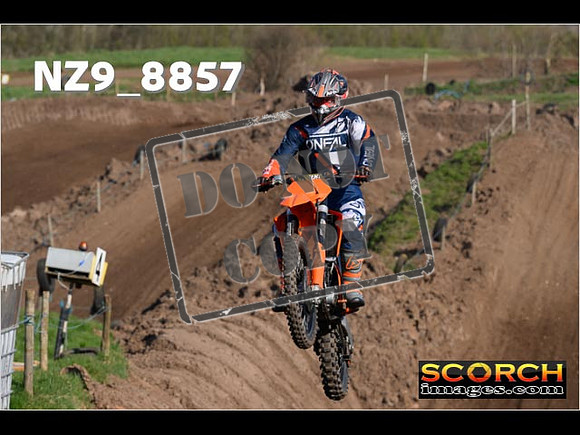 Thur20Mar-068