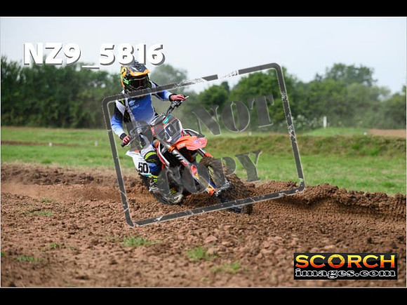 85's-077