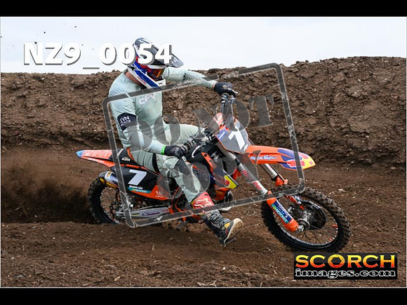 Inters GreenOrange-064