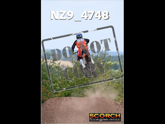 Experts-130