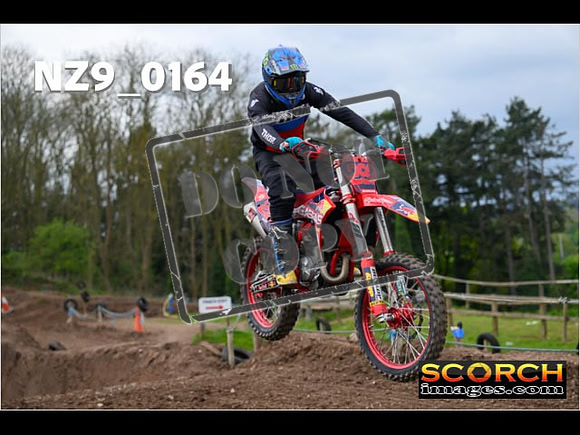 Thur25Apr-276