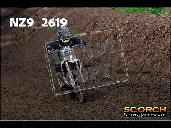 Experts-086