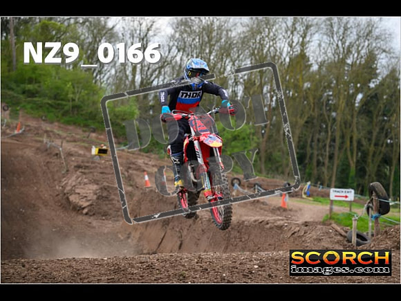 Thur25Apr-278