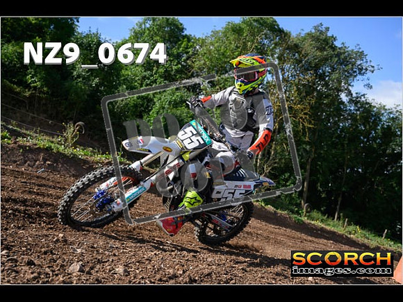 Fri09Aug-040