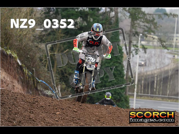 IntersGreenOrange-067