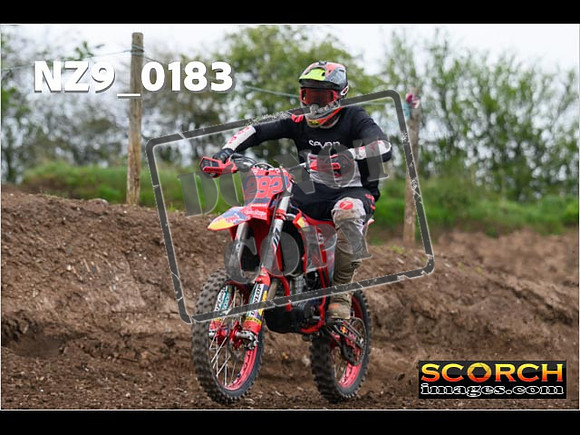 Thur25Apr-292