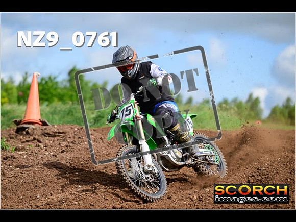 Experts-085
