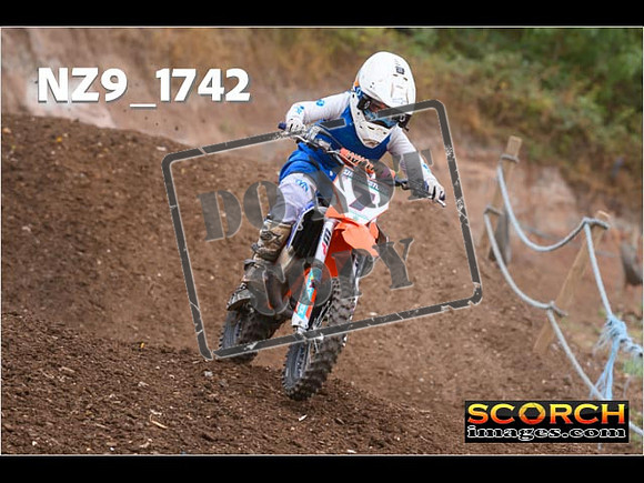 Youth-097