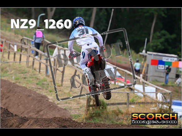 Experts-090