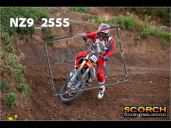 Experts-086