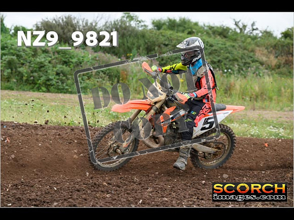 03. Inters-078