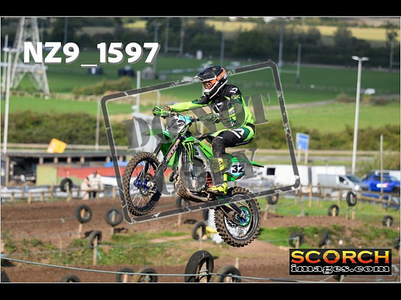 Experts-279