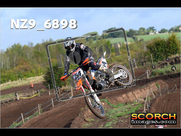 Experts-073