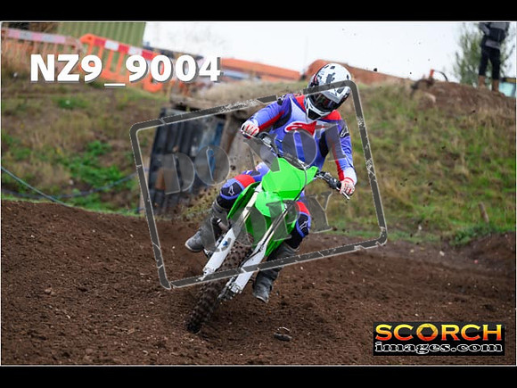 Experts-040