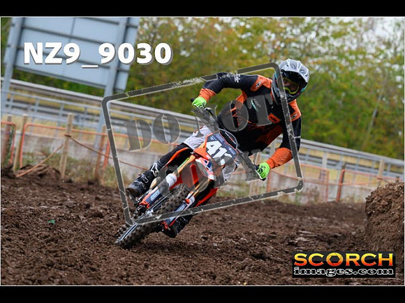 Experts-065