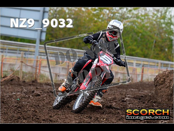 Experts-067