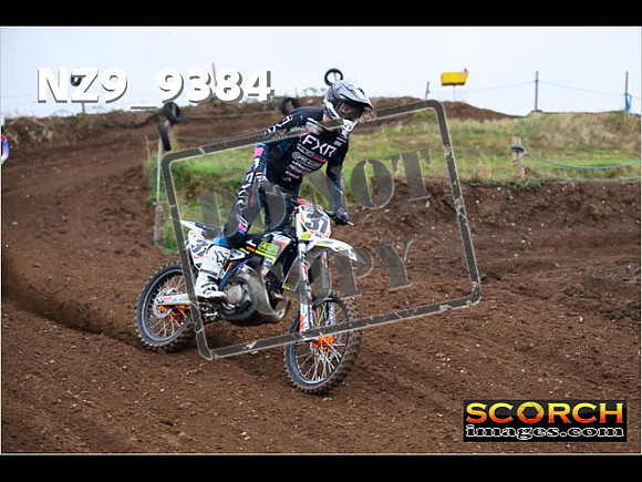 Experts-092