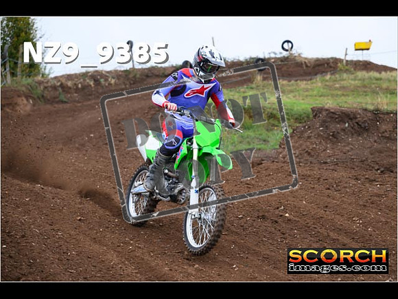 Experts-093