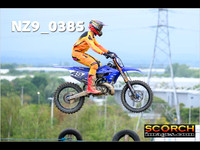 Experts-013