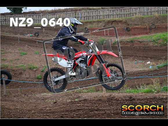Inters-076