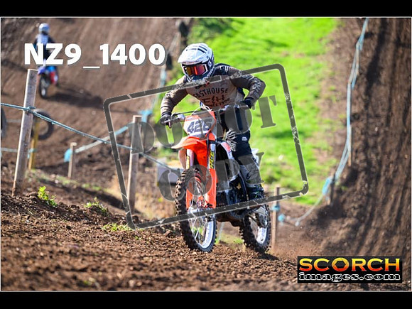Experts-067
