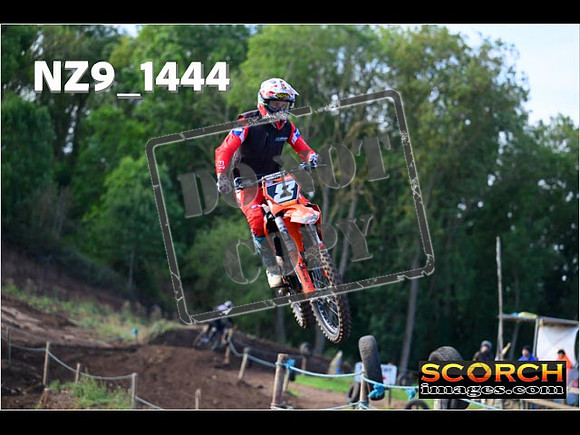 Experts-111