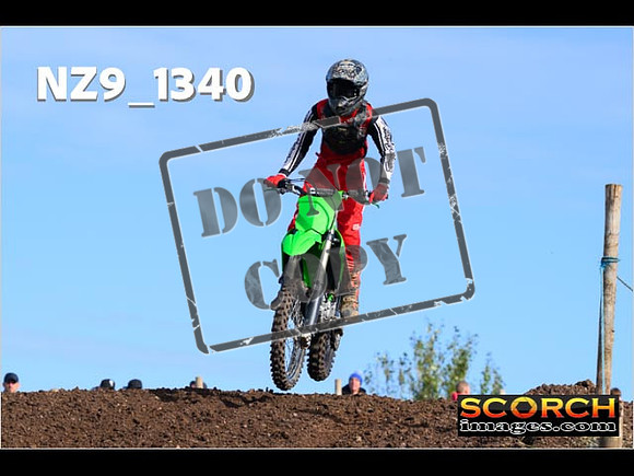 Experts-010