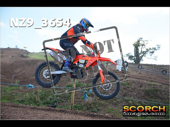 Thur25Sept-004
