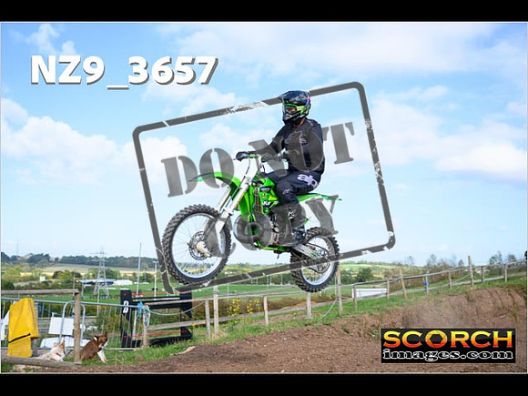 Thur25Sept-007
