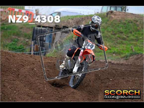 Experts-024