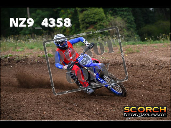 Experts-071